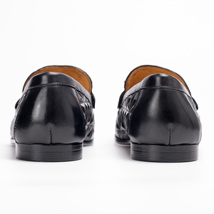 Mocasines de Cuero Genuino con Punta Redonda, Zapatos Sin Cordones para Hombre, Cómodos para Todas las Temporadas, Color Negro Sólido, Plantilla con Logotipo - Product Image 3