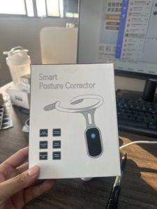 <span class=keywords><strong>Correcteur</strong></span> de posture intelligent AOFIT avec capteur de vibration, écran LCD et dispositif de rappel pour enfants, étudiants et adultes – Correction de la posture - Product Image 2