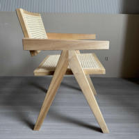 Chaise de salle à manger moderne Chaise avec accoudoirs en bois de frêne Mobilier de restaurant Chaise en bois nordique