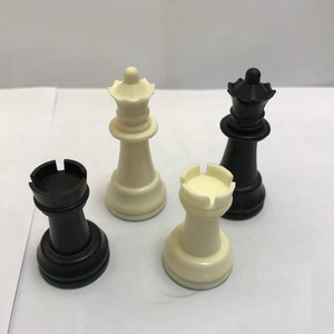 Jeu d'échecs portable pliable de tournoi en plastique avec pièces feutrées, hauteur du roi de 6,5 cm (2,5 pouces), sans aimant - Product Image 6