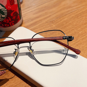 Mode lentille claire près de la vue <span class=keywords><strong>lunettes</strong></span> Ultra léger fil d'or <span class=keywords><strong>petit</strong></span> cadre myopie <span class=keywords><strong>lunettes</strong></span> pour femmes Anti lumière bleue <span class=keywords><strong>lunettes</strong></span> - Product Image 4