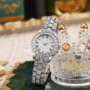 <span class=keywords><strong>2025</strong></span> nouvelle montre à Quartz pour femmes haut de gamme à la mode polyvalent grand cadran numérique étoile élégante montre à Quartz glacé - Product Image 2