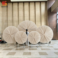SMOOTH Ensemble de fonds de scène en tissu plissé circulaire sur mesure pour mariage, banquet, événement, rideau de scène