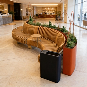 Banc d'extérieur Y868 en bois massif, grande assise courbée pour plusieurs personnes, idéal pour les entrées de bâtiments, les espaces publics et les sièges d'attente. - Product Image 2