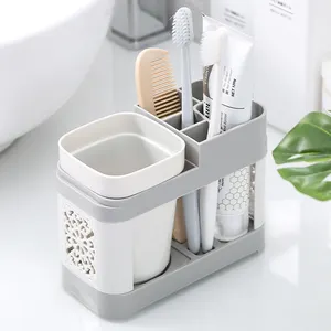 Conception de sculpture unique créative comptoir de salle de bain tasse en plastique porte-brosse à dents ensemble avec 2 tasses