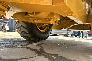 Chargeuse sur pneus Caterpillar 966H d'occasion, 23 tonnes, moteur d'origine Cat 966H, pompe hydraulique Denison, emballage EPR Allemagne - Product Image 6