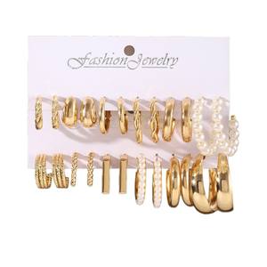 Bijoux fantaisie, boucles d'oreilles créoles plaquées or, serties de fausses perles, pour femmes, à porter tous les jours, 12 paires - Product Image 3