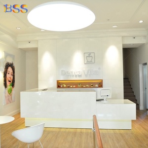 Mostrador de Recepción para Spa Médico, Diseño Moderno y Contemporáneo, Mármol Artificial, Forma de L, Color Blanco - Product Image 6