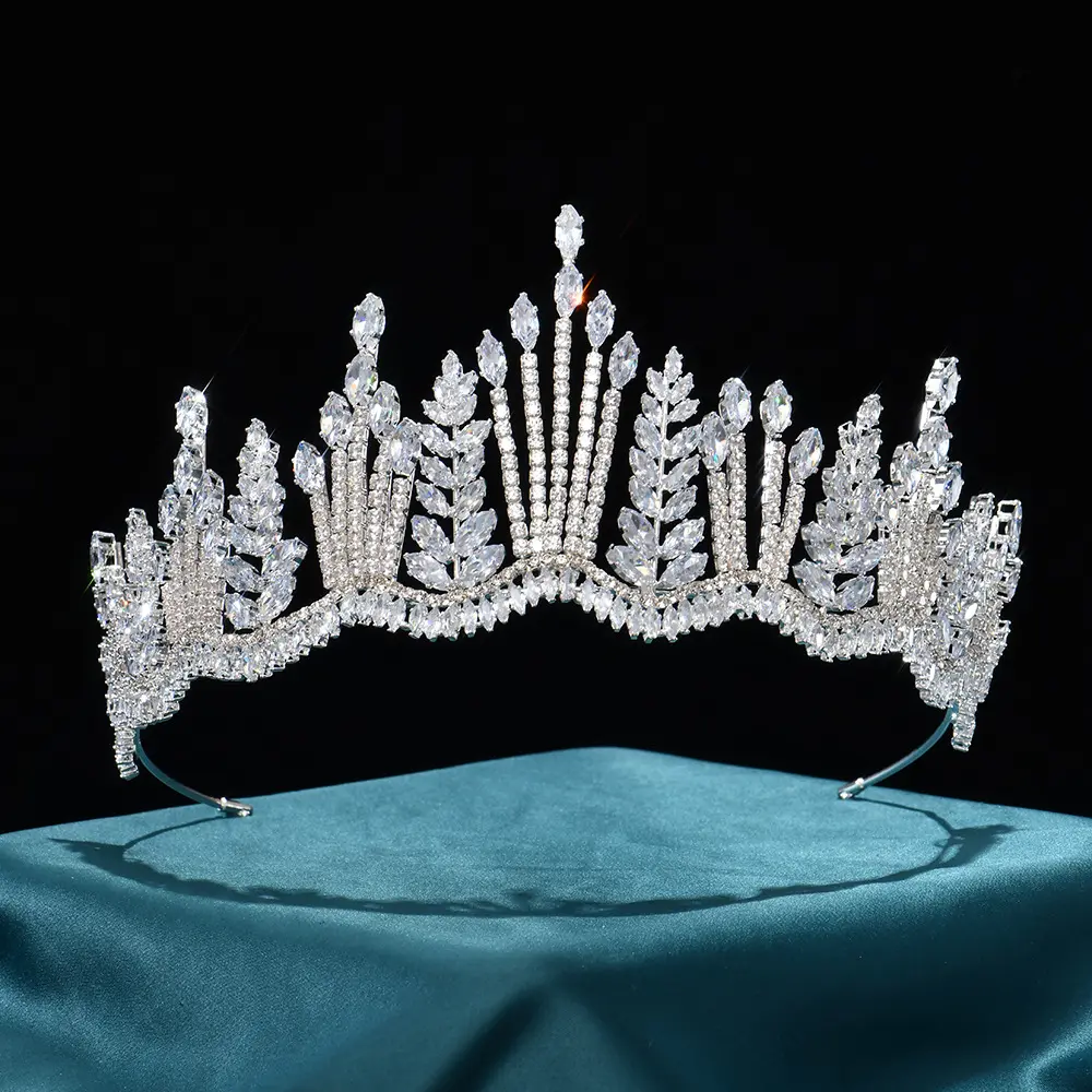 LUOXIN Couronnes de princesse en zircon de cuivre brillant pour femmes Diadèmes de mariage