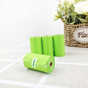 Bolsa para excrementos de perro compostable con logotipo personalizado, biodegradable, para eliminación de residuos de mascotas, sostenible, EN 13432, hecha de plástico PBAT PLA a base de almidón de maíz - Product Image 4