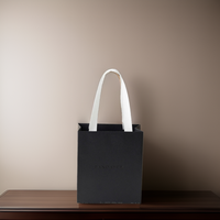 Sacs cadeaux en papier kraft recyclable de haute qualité avec logo personnalisé pour bijoux et vêtements - Style luxueux Impression UV/numérique Petit lot
