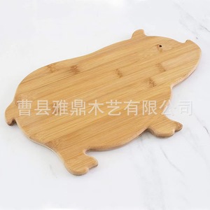 Wooden Pig Shaped Cutting Board For Fruit And <b>Vegetable</b> Slicing Kitchen Chopping Block With Knife And <b>Fresh</b> Produce Display - Product Image 3