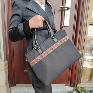 Op maat gemaakte logo bedrukking Echt lederen laptoptas merken Aktetas Canvas Vergadering Borduurwerk Op maat gemaakte verwerking Ontwerpen Nieuwe modellen - Product Image 1