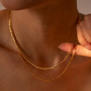 สร้อยคอทอง 18k สแตนเลสสตีลแบบสองชั้น สไตล์คิวบา หลายชั้น ซ้อนกันได้ เครื่องประดับแฟชั่น - Product Image 3
