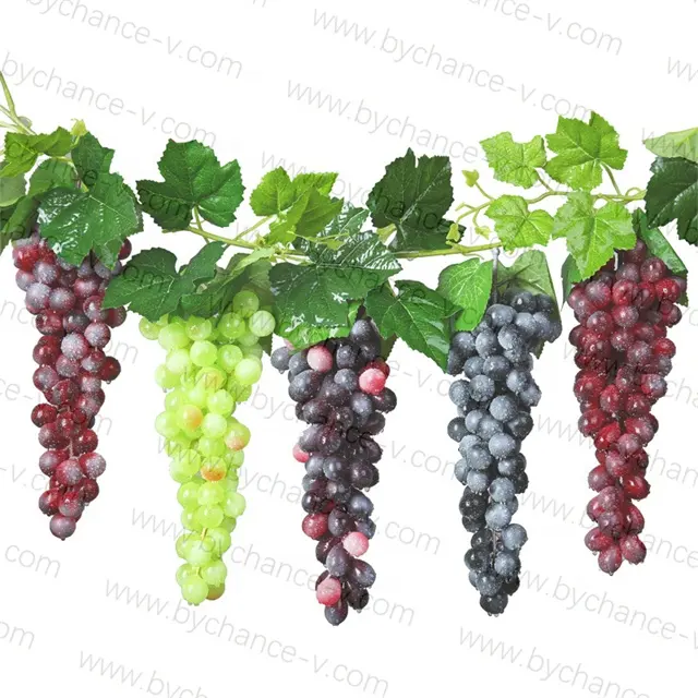 Forniture per feste decorazione per la tavola di nozze ornamenti di frutta artificiale uva finta di plastica per la decorazione del giardino di casa