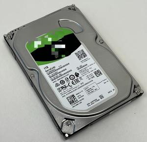 ฮาร์ดดิสก์ภายในขนาด 3.5 นิ้ว รุ่น ST1000DM010 SATA 6Gb/s 7200 รอบต่อนาที ความจุ 1TB ตัวเรือนโลหะ สำหรับจัดเก็บข้อมูลบนเดสก์ท็อป - Product Image 1
