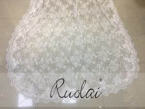 WV04 Beau <span class=keywords><strong>Voile</strong></span> <span class=keywords><strong>de</strong></span> Dentelle Classique <span class=keywords><strong>de</strong></span> 2.5m <span class=keywords><strong>de</strong></span> Longueur X 1.5m <span class=keywords><strong>de</strong></span> <span class=keywords><strong>Largeur</strong></span> sur Mesure Voiles <span class=keywords><strong>de</strong></span> <span class=keywords><strong>Mariée</strong></span> <span class=keywords><strong>de</strong></span> Mariage - Product Image 3