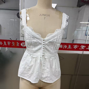 Top Babydoll sin Mangas <span class=keywords><strong>con</strong></span> Encaje Personalizado OEM, Camisola <span class=keywords><strong>con</strong></span> Botones, <span class=keywords><strong>Blusa</strong></span> Corsé <span class=keywords><strong>con</strong></span> Tirantes <span class=keywords><strong>con</strong></span> Volantes Blancos Vintage - Product Image 4