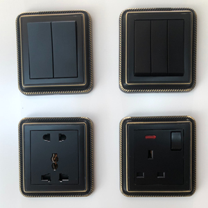 86 Interruptor basculante montado en la pared Panel de cobre Estilo retro Latón antiguo Color UK 250V 1/2/3/4 GANG Multi Socket Outlet Villa Dimmer - Product Image 1