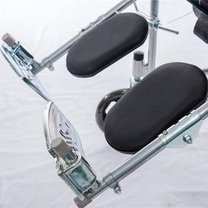 كرسي متحرك يدوي مريح وخفيف الوزن قابل للطي لكبار السن وذوي الاحتياجات الخاصة، بمسند ظهر مرتفع، للاستخدام في دور الرعاية والمستشفيات - Product Image 5