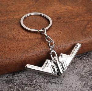 Porte-clés en métal personnalisés avec logo, fabrication en gros, porte-clés en métal moulé sous pression 2D 3D émaillé en forme d'avion pour cadeaux souvenirs - Product Image 2