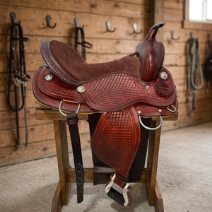 Silla de Montar Inglesa de Cuero Natural Artesanal con Diseño Personalizable y Base de Madera – Equipo Sostenible para Equitación - Product Image 1