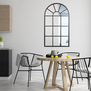 Miroir mural arqué pleine longueur moderne pour extérieur et jardin avec écran LED, cadre en métal noir, décoration intérieure - Product Image 1