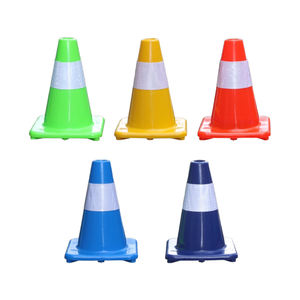 75Cm Pvc En Rubber Reflecterende Verkeerskegels Voor Effectieve Verkeerswaarschuwing - Product Image 5