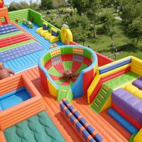 Nouveau château gonflable commercial en PVC aux couleurs vives, grand format, design indépendant, pour enfants