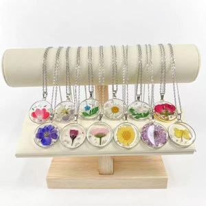 Collar de Resina con Flores Secas para Regalo de San Valentín, Colgante Creativo con Flores Reales, Joyería de Moda, <span class=keywords><strong>Flor</strong></span> del Mes de Nacimiento - Product Image 2