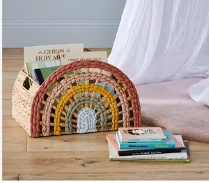 Organisateur de vêtements écologique et accrocheur, design classique rectangulaire en jacinthe d'eau peint à la main, arc-en-ciel, pliable - Product Image 1