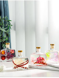 ขายส่งดอกไม้น้ำแก้วแบบกำหนดเอง น้ำมันหอมระเหยไร้เปลวไฟ เป็นมิตรกับสิ่งแวดล้อม กลิ่นหอมติดทนนาน ทำด้วยมือ - Product Image 6