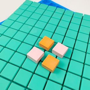 Molde de Silicona Cuadrado al por Mayor con 100 Cavidades para Hacer Dulces, Gelatina y Cubitos de Hielo - Product Image 3