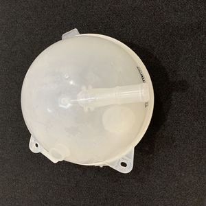 Réservoir d'expansion VW 1K0121407A en plastique pour Passat Touran Tiguan Octavia Superb - Product Image 5