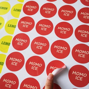 Buen precio Diseño personalizado Impresión de logotipo personalizado Etiqueta de embalaje duradera Hoja de etiquetas adhesivas de corte de beso impermeable con código QR - Product Image 3