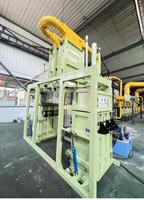 Presse à balles hydraulique à double boîte, connectée à un équipement de recyclage textile, entièrement automatique.