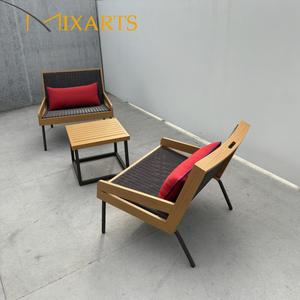 Chaise <span class=keywords><strong>de</strong></span> <span class=keywords><strong>jardin</strong></span> contemporaine <span class=keywords><strong>en</strong></span> <span class=keywords><strong>teck</strong></span> et aluminium, tressée <span class=keywords><strong>en</strong></span> rotin PE, résistante aux intempéries pour l'extérieur - Product Image 3