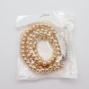 สายชาร์จโทรศัพท์แบบลูกปัด 4-in-1 น่ารัก สไตล์เนิร์ด หลากสี ใส พร้อมที่ชาร์จในรถ - Product Image 2