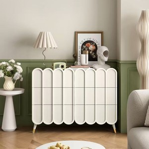 Cómoda Color Crema con Paneles Curvos, 5 Cajones, Mueble Multifuncional para Sala de Estar, Unidad de Almacenamiento para Dormitorio - Product Image 1