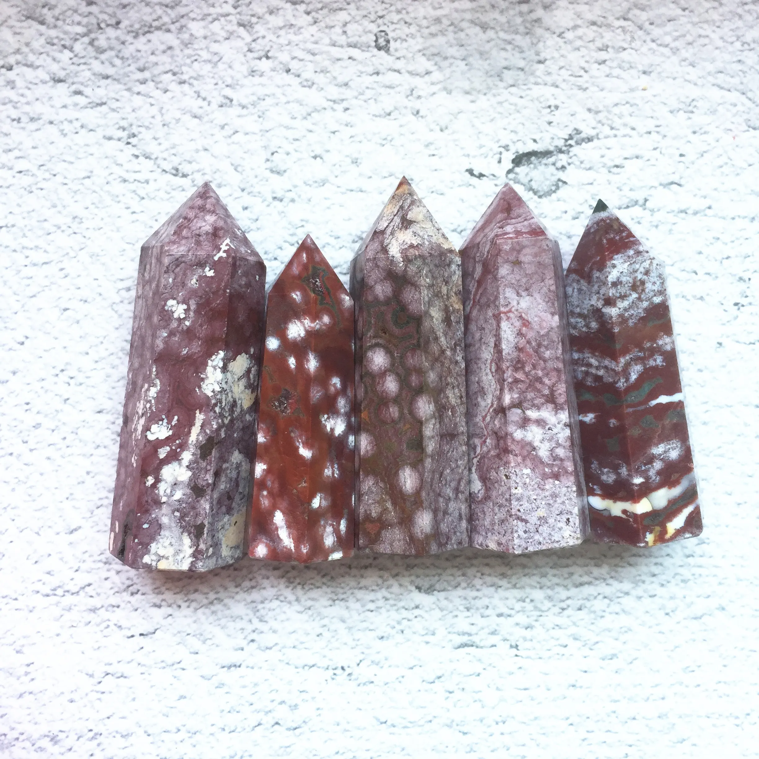 도매 자연 치유 돌 핑크 바다 재스퍼 크리스탈 포인트 풍수 홈 장식