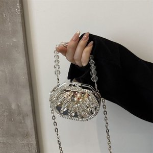Pochette personnalisée Shell taille sac chaîne femmes Niche Design modèle chaîne en métal épaule sac à bandoulière pour dames femmes - Product Image 1