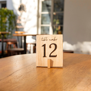 Piatti di alta qualità del ristorante per matrimoni caffè in legno con codici QR con Logo inciso su misura numero di testo QR <span class=keywords><strong>Code</strong></span> Menu tabella - Product Image 3