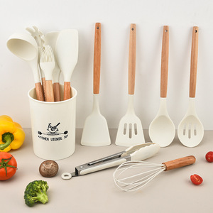 Ensemble d'ustensiles de cuisine en silicone Hotcustom de 12 pièces avec manche en bois, cuillère, brosse, spatules, logo personnalisé, ustensiles de cuisine résistants à la chaleur - Product Image 3