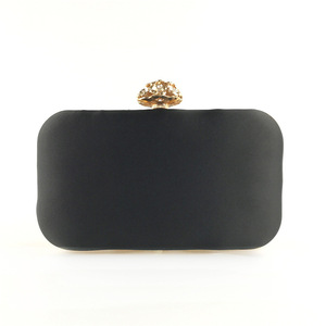 Commercio all'ingrosso moda pochette <span class=keywords><strong>borse</strong></span> da sera con catena <span class=keywords><strong>di</strong></span> <span class=keywords><strong>perline</strong></span> fatto a mano da donna borsa da festa <span class=keywords><strong>di</strong></span> alta qualità per le donne - Product Image 4