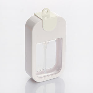 Vide plein plastique sans ressort 50ml rechargeable alcool carte <span class=keywords><strong>de</strong></span> crédit bouteille <span class=keywords><strong>de</strong></span> pulvérisation <span class=keywords><strong>de</strong></span> brume fine avec bouchon pour désinfectant pour les mains personnalisé - Product Image 4