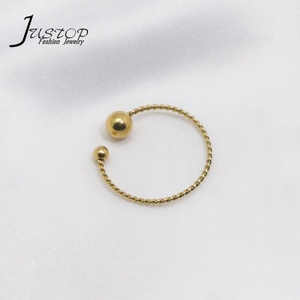 Joyería clásica de moda para mujer, acero inoxidable, oro de 18 quilates, minimalista geométrico, dos bolas, anillos abiertos de perlas, respetuosos con el medio ambiente - Product Image 4