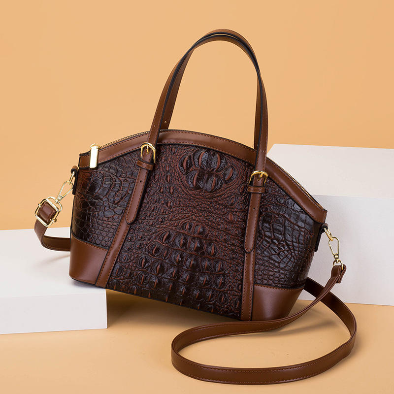 สีน้ำตาล