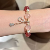 Bracelet en Cristal Naturel Fraise pour Filles, Bracelet de Luxe Léger au Design Original, Attire la Richesse, Décoration Bracelet Gourde