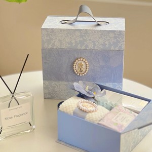 Nouvelle boîte cadeau pour la fête <span class=keywords><strong>des</strong></span> mères, boîte souvenir, cadeau pour maman, boîte magnétique, boîte cadeau rigide personnalisée - Product Image 1