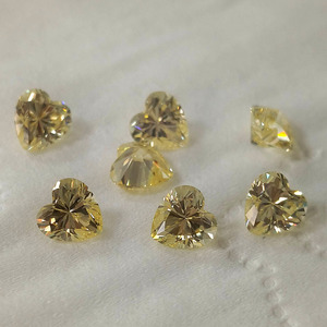 พลอยเซอร์โคเนียสังเคราะห์รูปหัวใจ 5A CZ สีเหลือง ทรงหัวใจ สำหรับทำเครื่องประดับ - Product Image 4